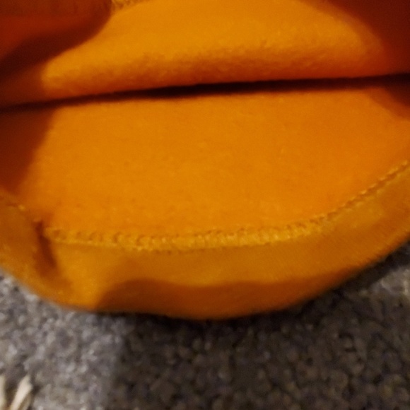 Shorts - Picture 2 of 3